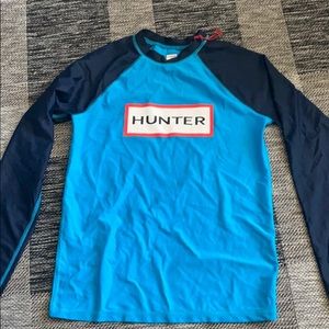 Hunter rash guard